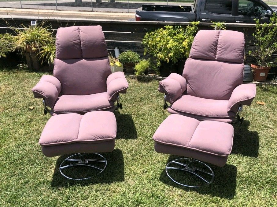 Ekornes Stressless Style Recliner And Ottomans $300