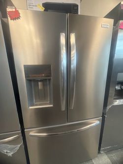 Frigidaire French door fridge