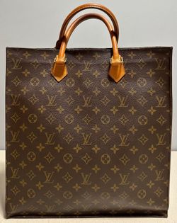 LOUIS VUITTON Sac Plat Monogram Tote Bag