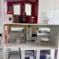 Rainbow High Dollhouse 