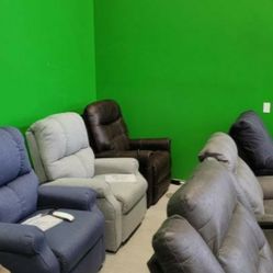 Lift Chair clearance! Happening now!