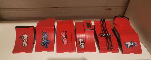 Finger Board Stunt & Ramp Set