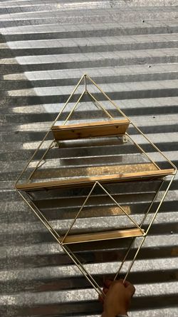 Gold shelf