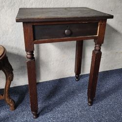 Antique 19th Century Cherry One Drawer Side Table

