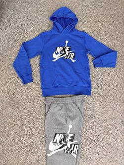 Nike Air Jordan Sweatsuit Boys Large