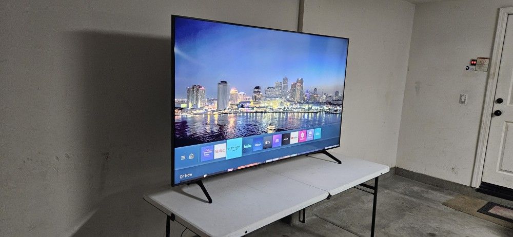 75 Inch Samsung Smart TV 4K UHD TU7000 2021 Model In Perfect Condition