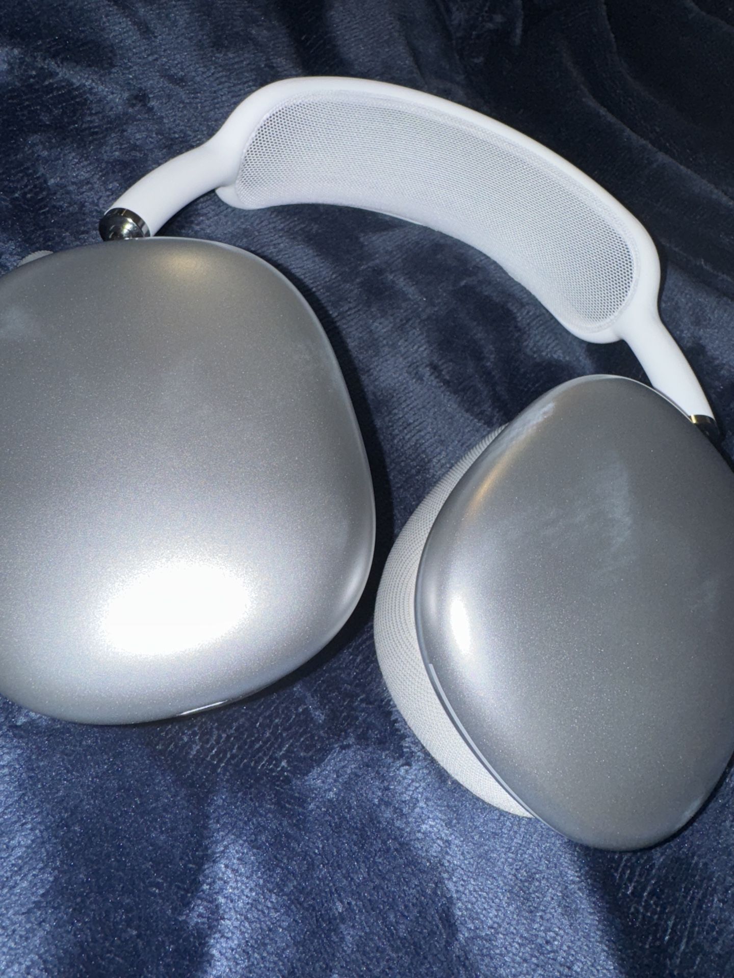 Used Apple HeadSet 