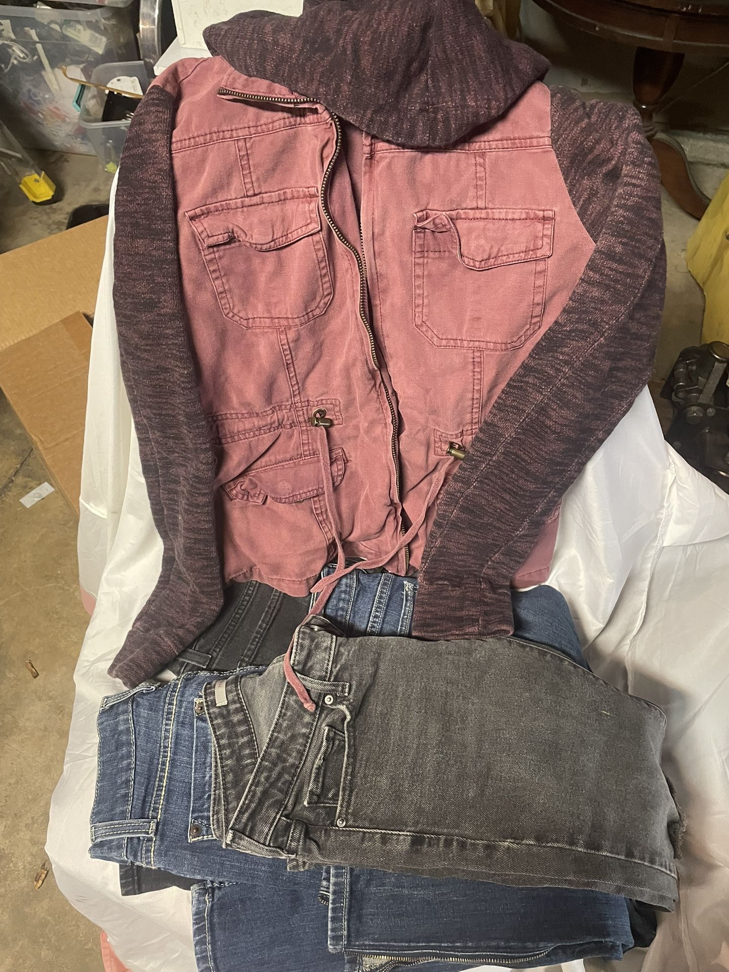 Girls/Women Set Of Clothes