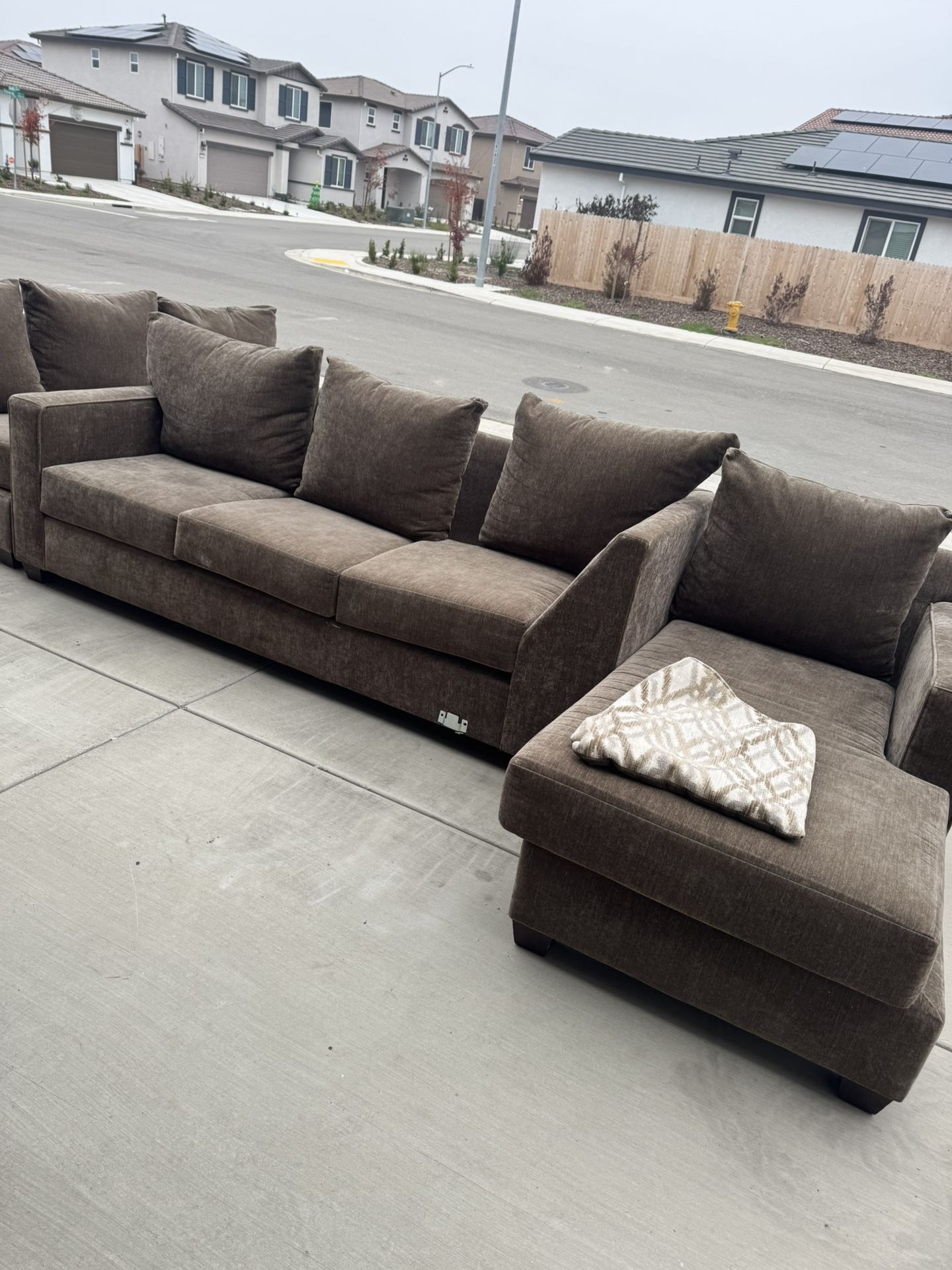 Couch N Dinning Room Set 