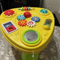 Baby/toddler Table 