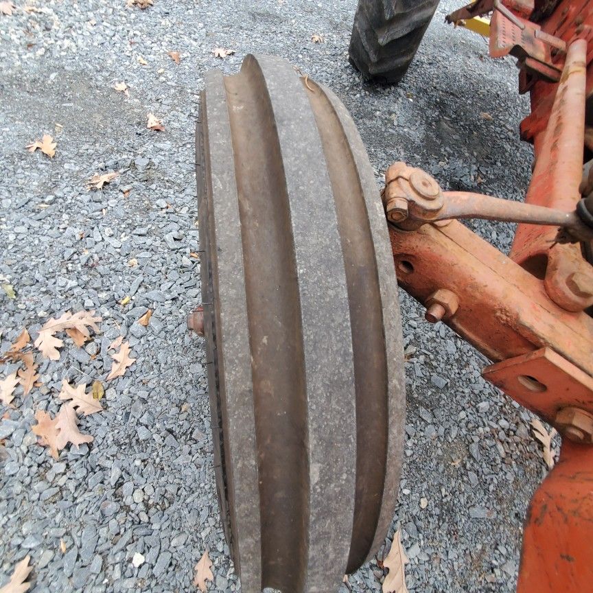 Ford 601 Workmaster Tractor