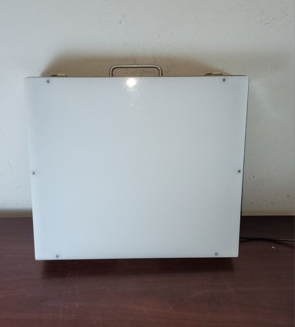 Gagne Porta-trace 18" x 16" Stainless Steel Light Box 1618 60 Watt- Tested