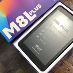Brand New Blu Tablet With Hard Case 