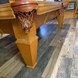 Pool Table Bruinswick 8ft ( Free Delivery & Set Up & New Color Felt Of Your Choice