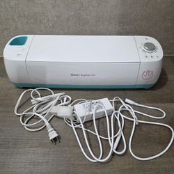 Cricut Explore Air Smart Cutting Machine w/ Power Adapter & Carry Bag – Tested