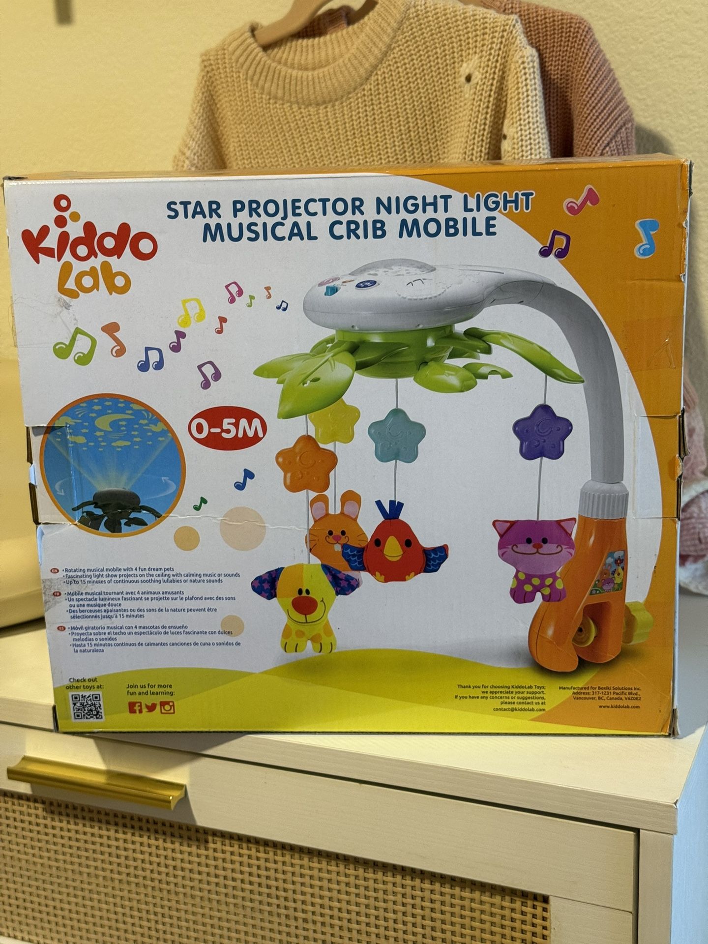 Star projector mobile