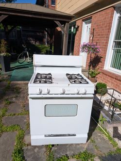 Gas stove