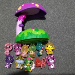 Hatchimals Clear With Light Stand