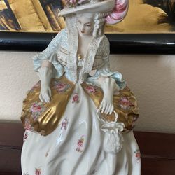 Vintage Statue