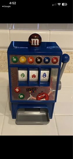 M&Ms World-Slot Machine Candy Dispenser