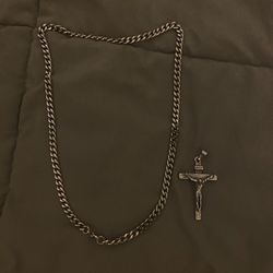 Silver Cross Chain 