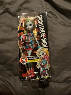 2015 Monster High Lagoona Blue- Ghouls Beast Friend NIB