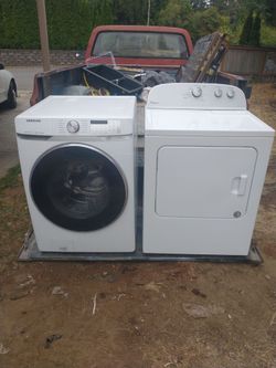 Samsung Washer Whirlpool Dryer (Can Deliver)