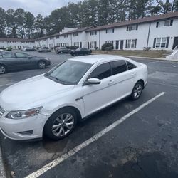 2012 Ford Taurus SE