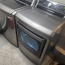 LG Washer and dryer