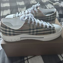 Burberry Shoes