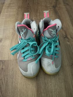 Nike LeBron 9 South Beach Size 3.5Y 