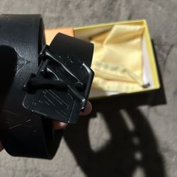 Louis Vuitton belt 
