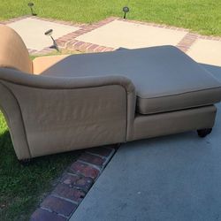 Gold fainting couch