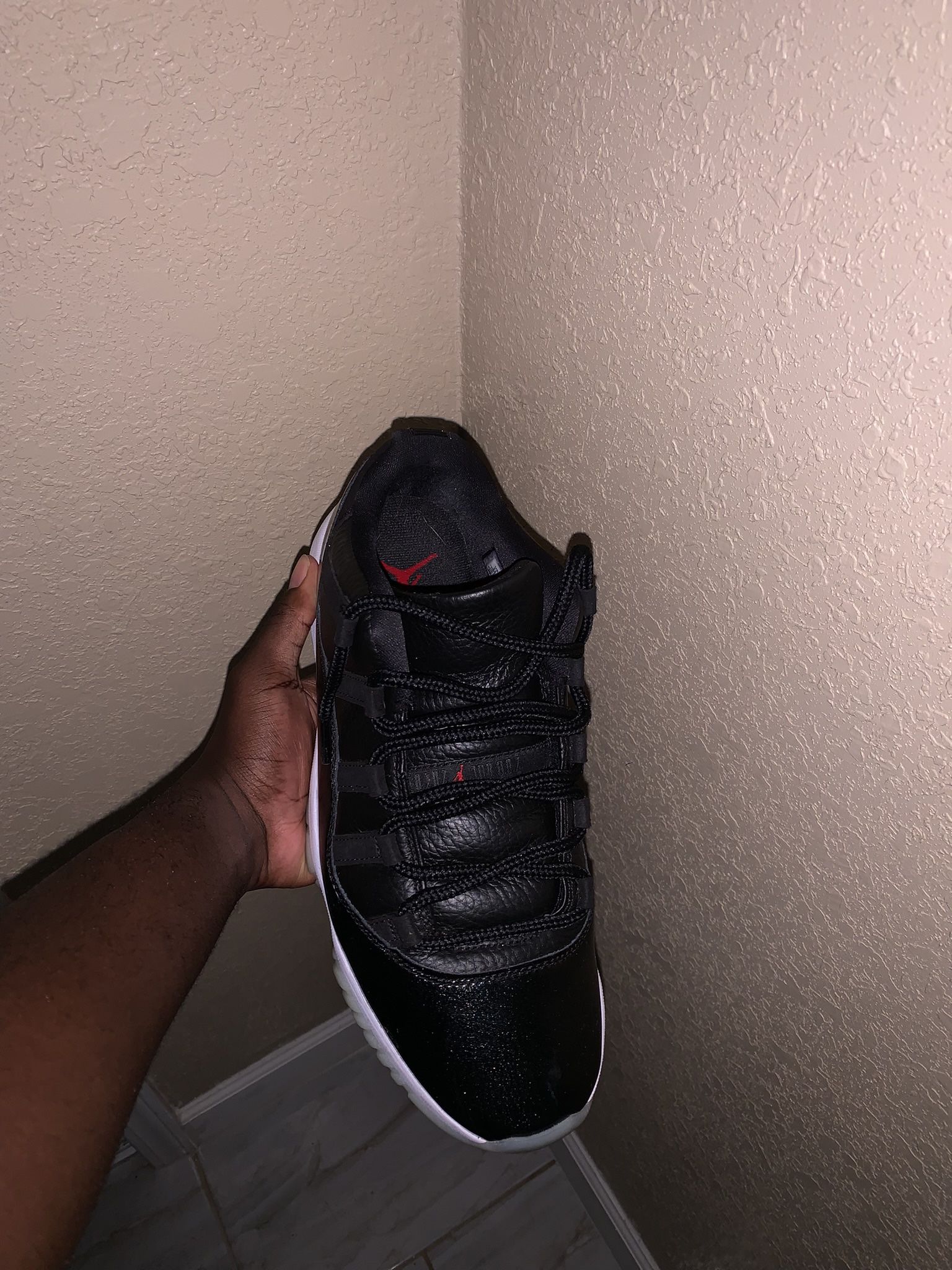 Jordan 11s