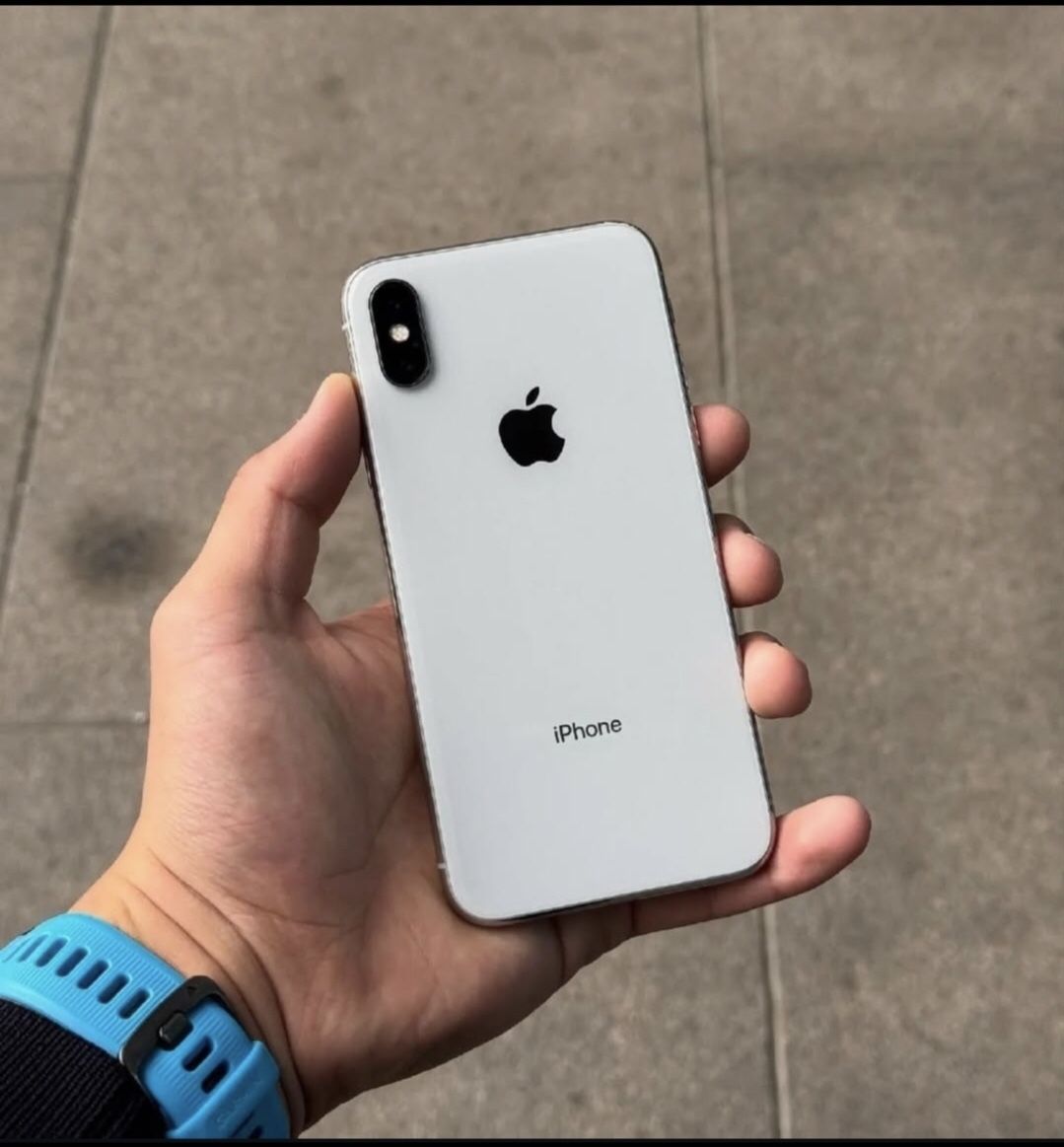 iPhone X Unlocked With Warranty