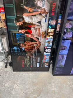 Vizio 43” Smart Tv