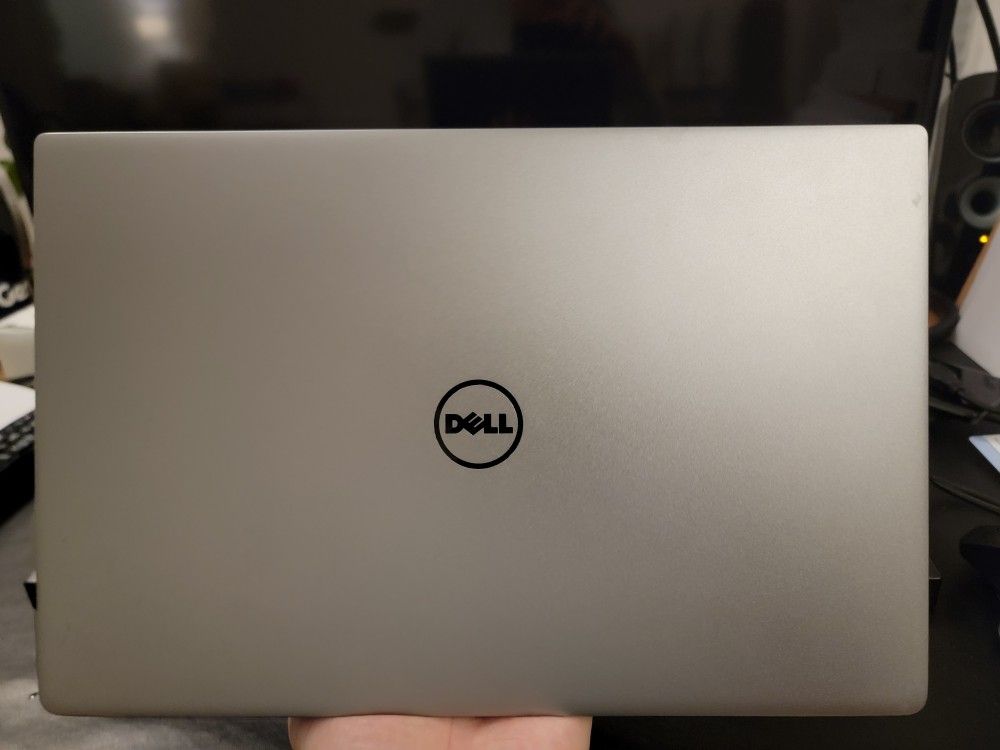 Dell XPS 13.3 Inch QHD Touchscreen Laptop Intel Core i7