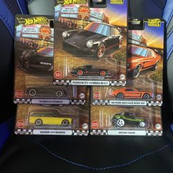 Hot Wheels Premium 5 Piece Set