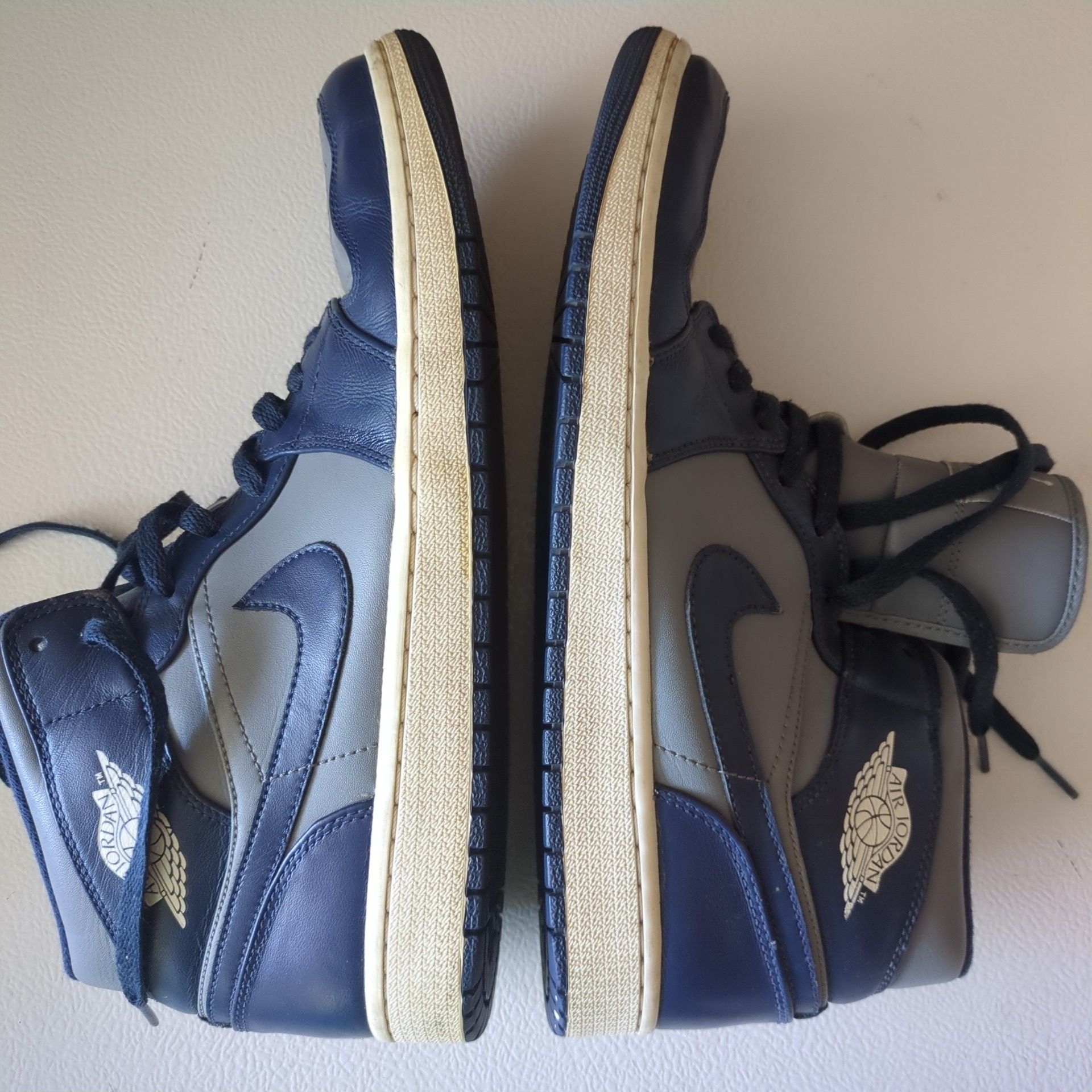 Nike Mens Air Jordan 1 Mid Georgetown 554724-006 Midnight Navy Cool Grey Size 10 Nike Air Jordan 1 Mid Georgetown 554724-006 Midnight Navy  main image 4