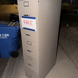 *FREE* Filing Cabinet