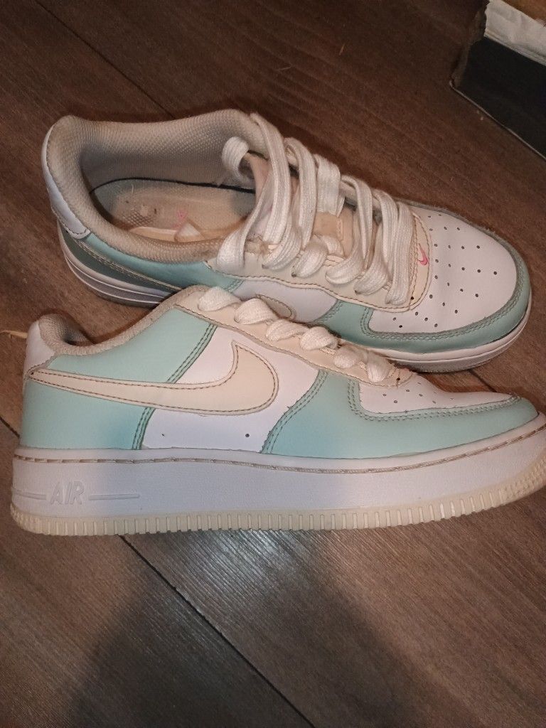 NIKE AIR FORCE MINT FOAM WHITE SNEAKERS Very Nice And Stylish