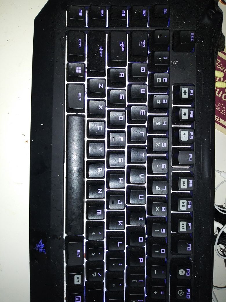 Razer keyboard mousepad and mouse