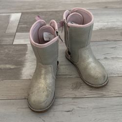 Uggs Size 9 Toddler