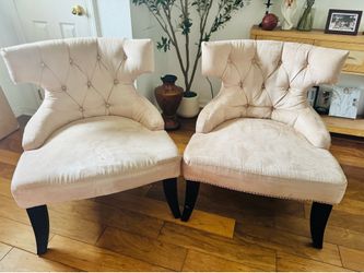 Accent Chairs (Beige)