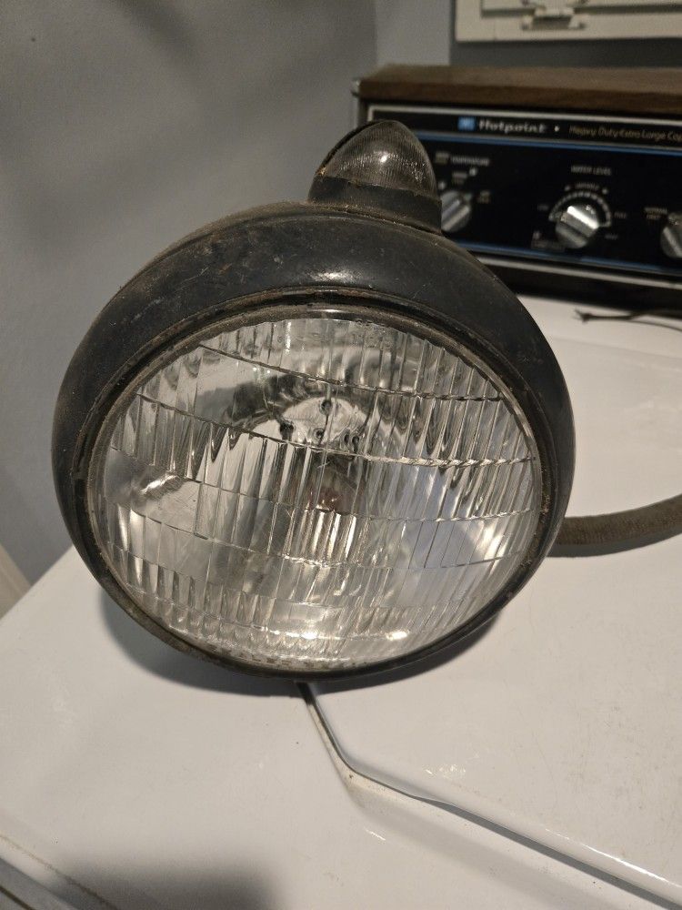 1940s Sealed Beam Headlight