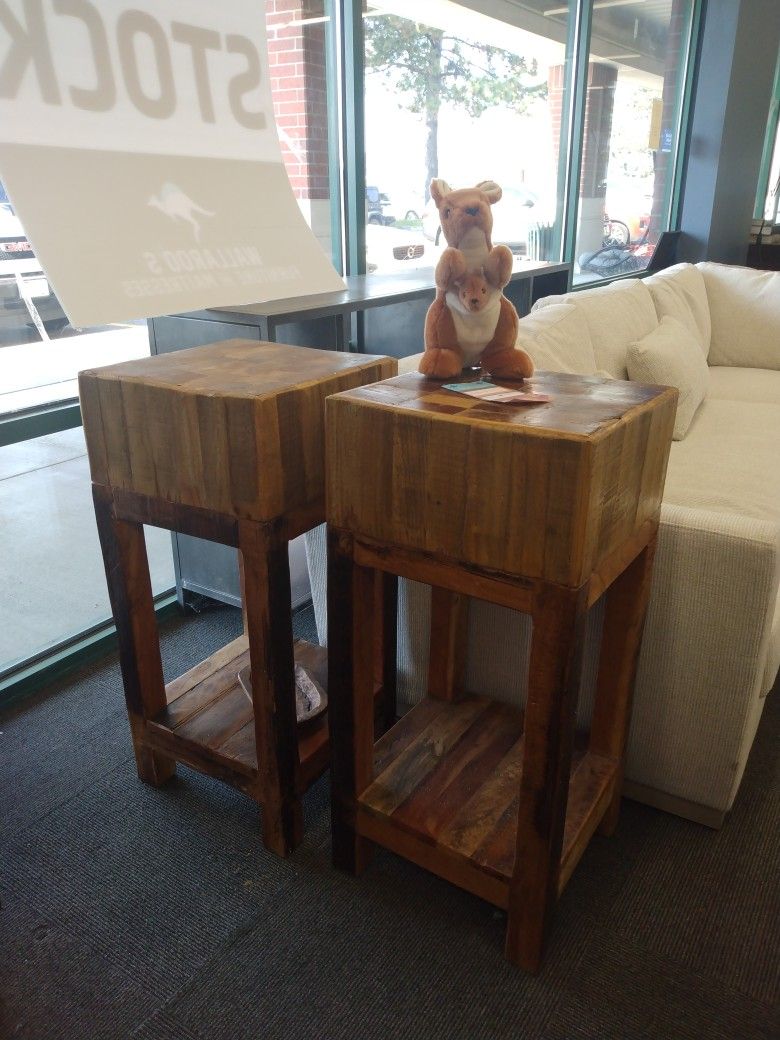 ☺️ Unique End Tables!! ☺️