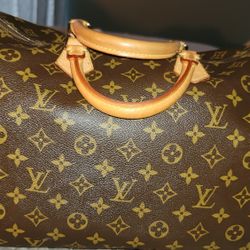 Louis Vuitton  Speedy 40