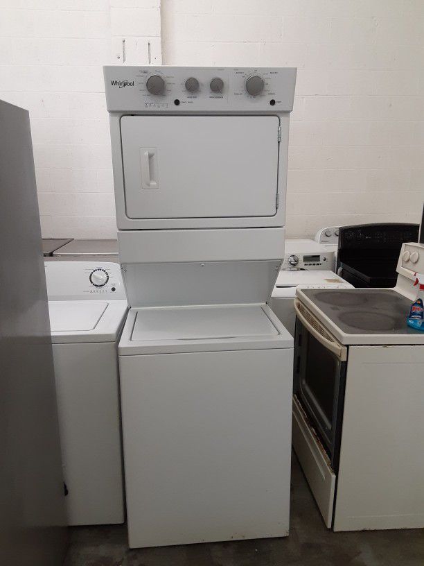 Whirlpool Laundry center Electric 