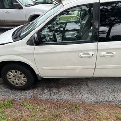 2006 Chrysler Town & Country