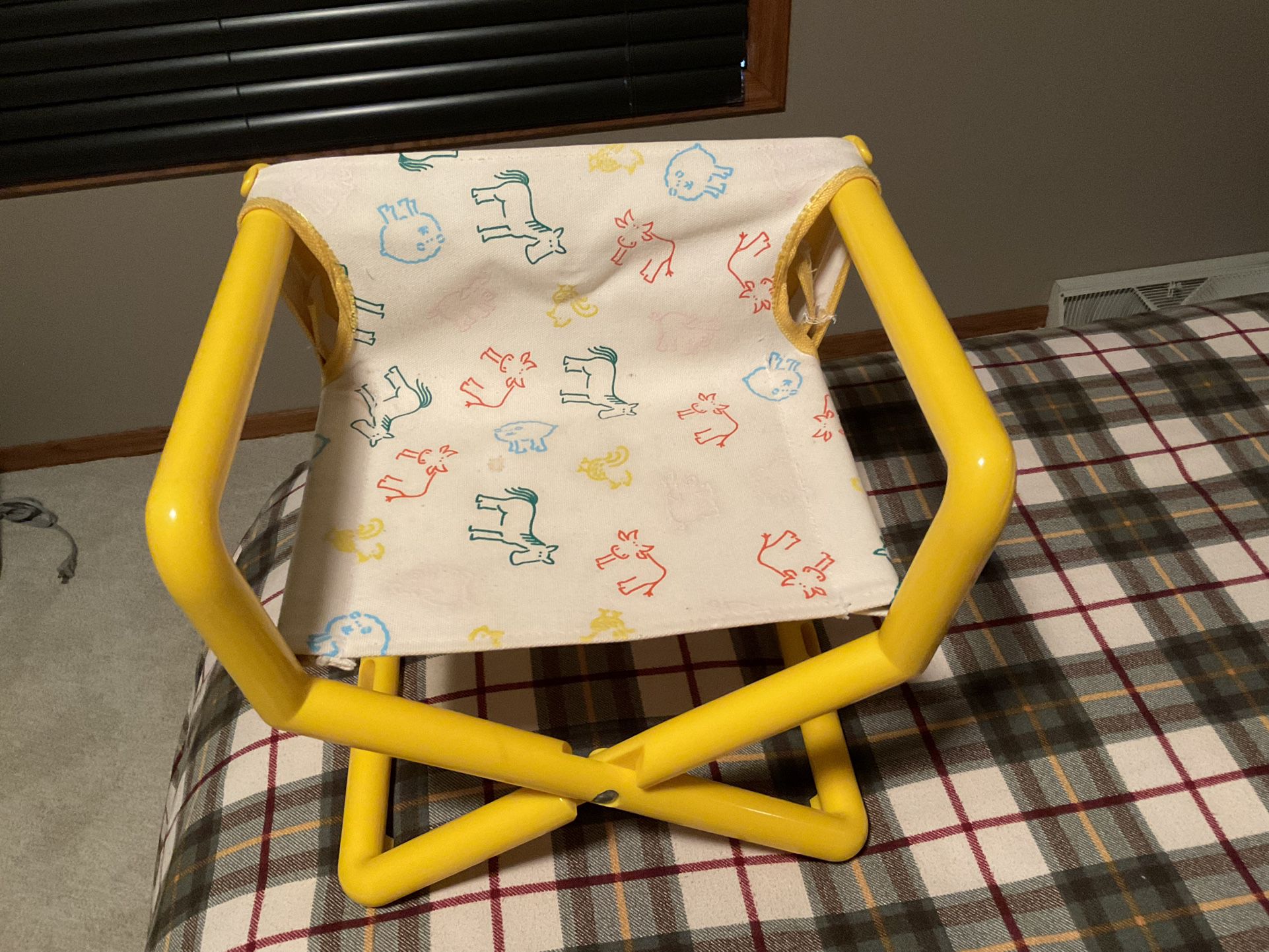 CAPTAIN'S CHAIR FOR CHILD